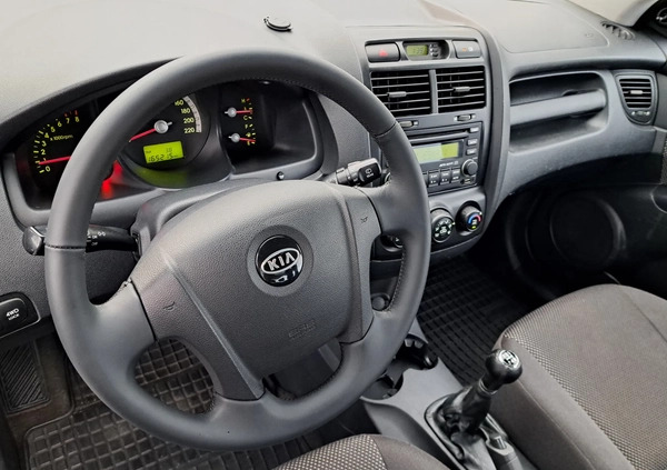 Kia Sportage cena 21900 przebieg: 165215, rok produkcji 2005 z Tarnów małe 596